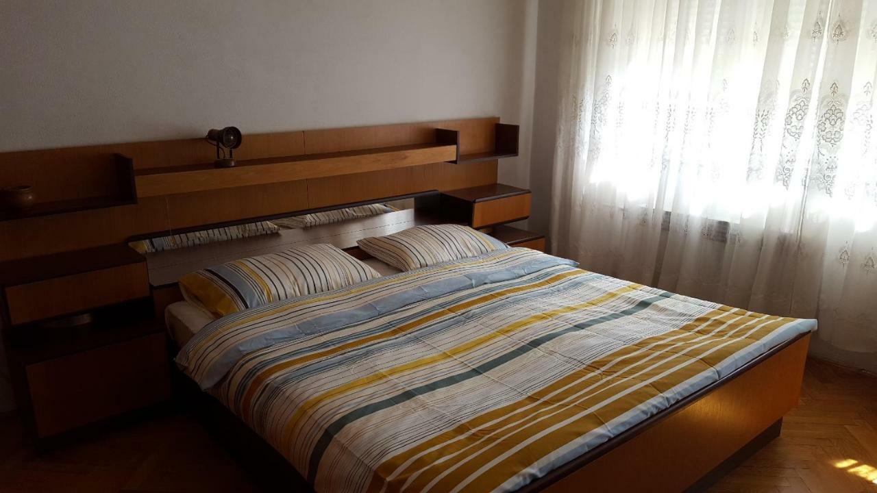 Apartment Central Knin Buitenkant foto