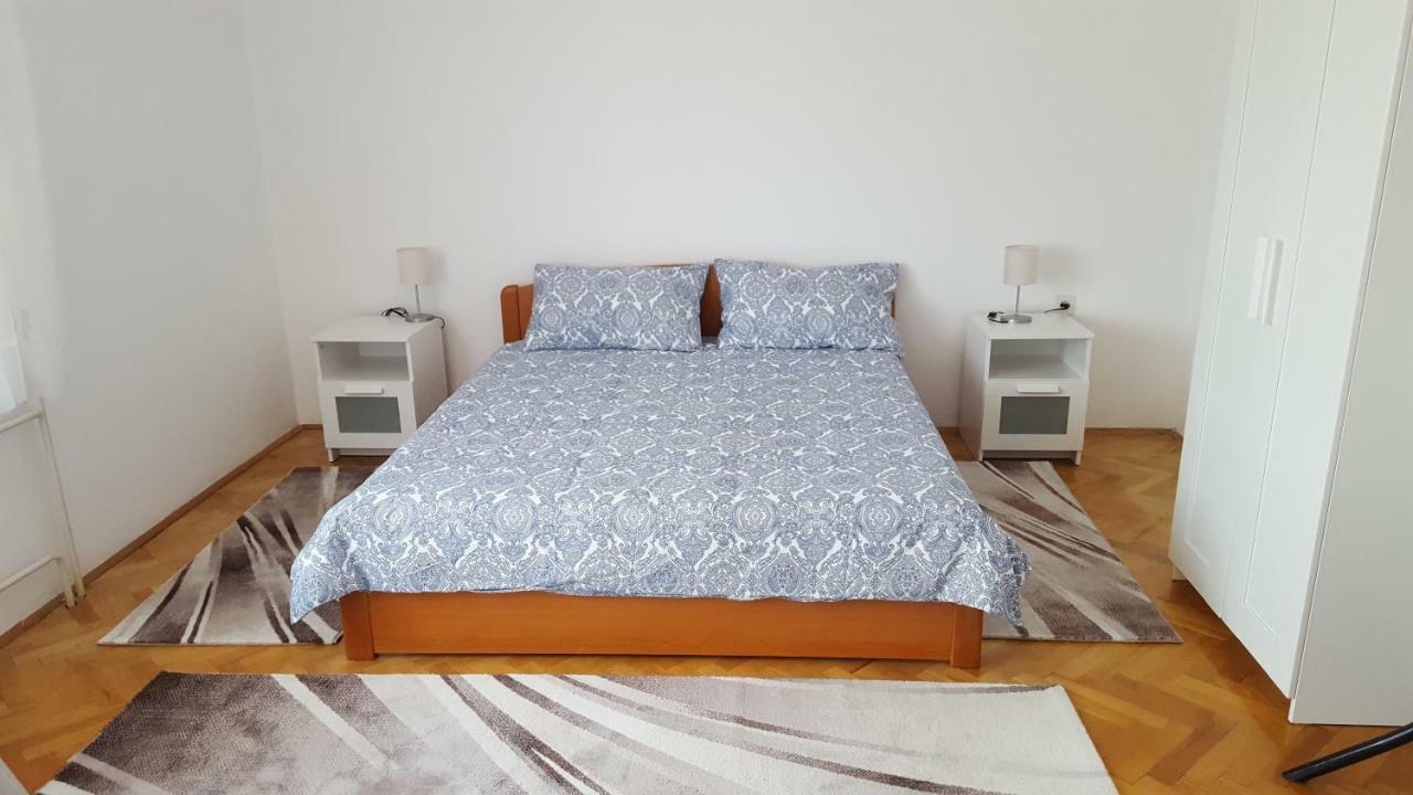 Apartment Central Knin Buitenkant foto